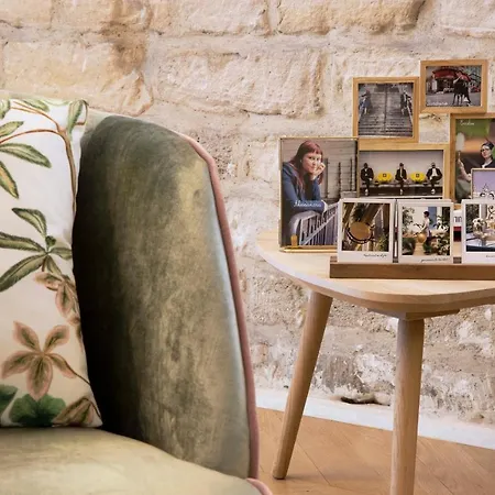 Des Arts Montmartre 4* Paris